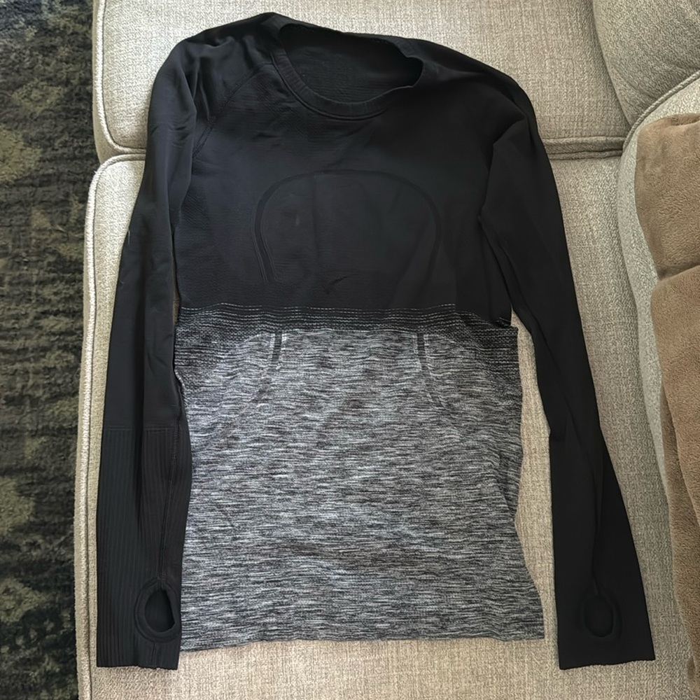 Lululemon Swiftly Tech Long Sleeve
